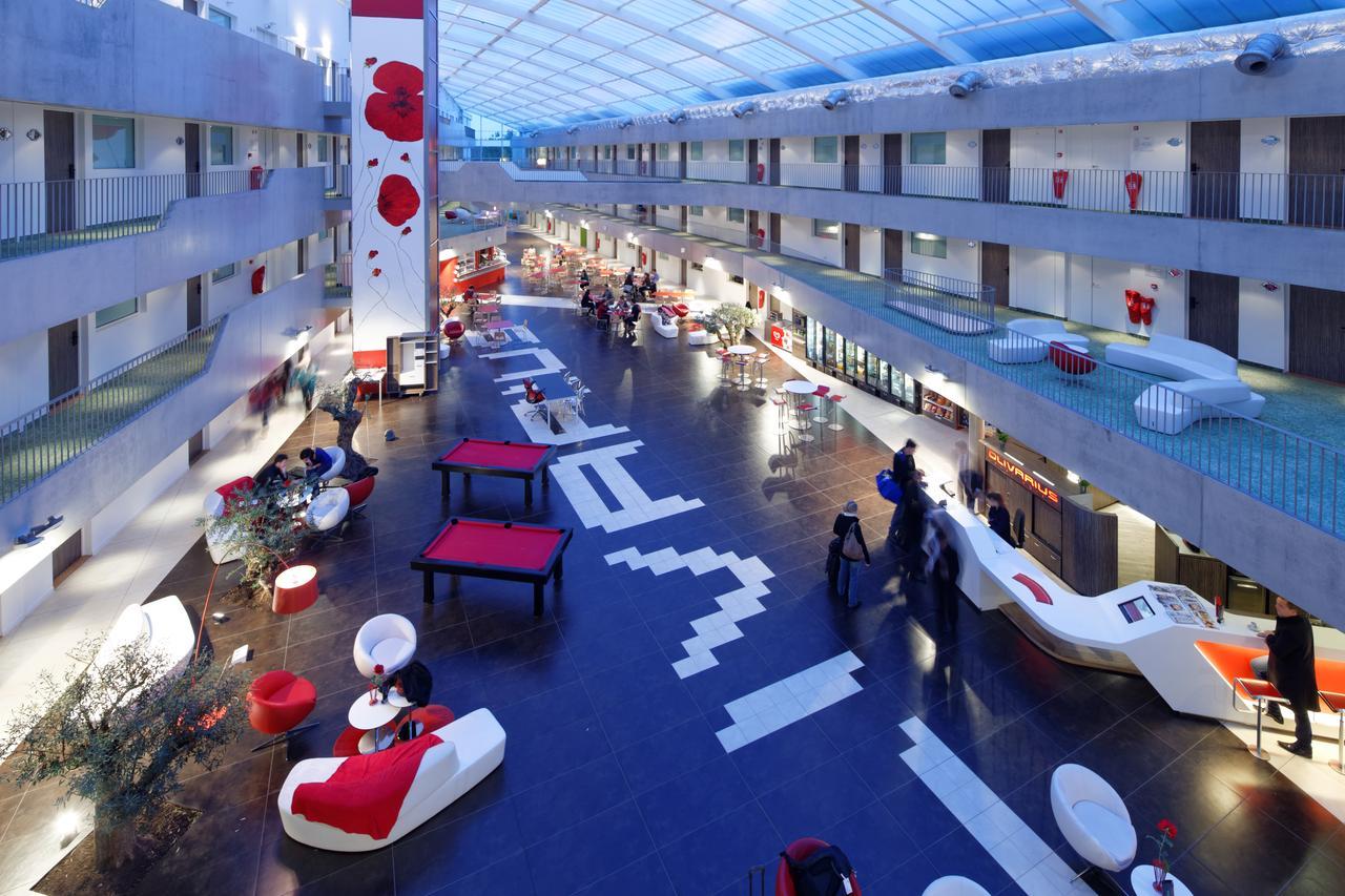 Cowool Cergy Aparthotel Buitenkant foto