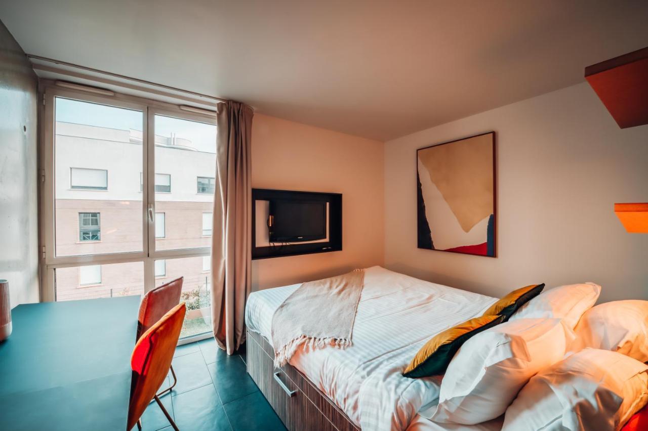 Cowool Cergy Aparthotel Buitenkant foto